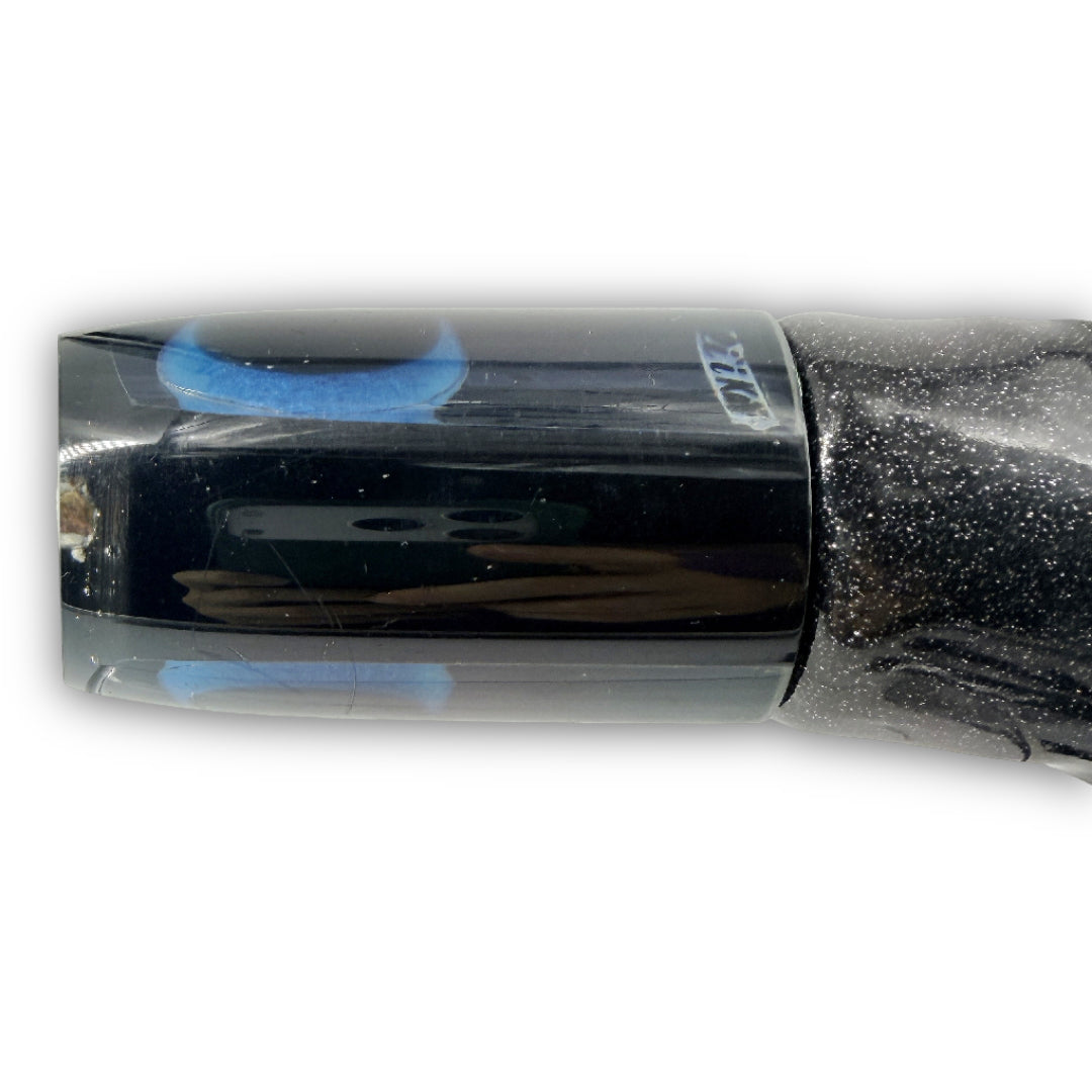 Alii Kai Lures 12” Plunger Black & Chrome Vinyl  Skirted 7.6 oz – Pre-owned