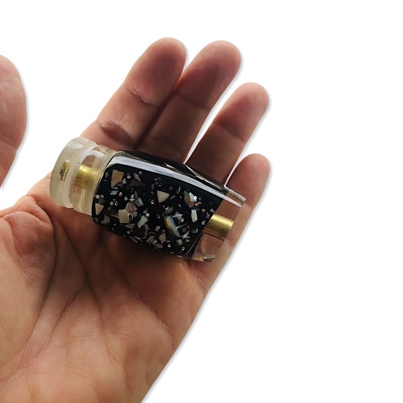 Brian Crampton Baits - Crampton Baits by Brian Crampton 9" DT - Salt n Pepper Shell Pieces - 2 ozNew - New Lures