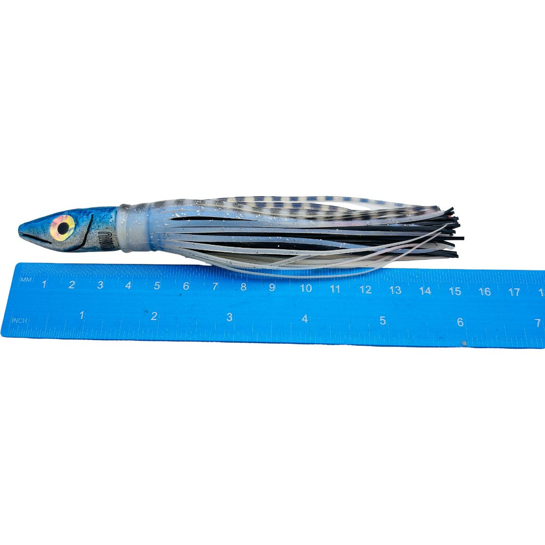 Tsutomu Lures Lead Fish Head 6” Skirted 3 oz Skirted Like New
